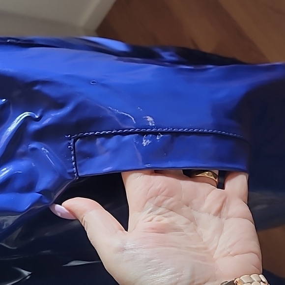 Raincoat size M  from Dennis basso, blue, patent PU, shiny! Striped l… - Picture 5 of 9